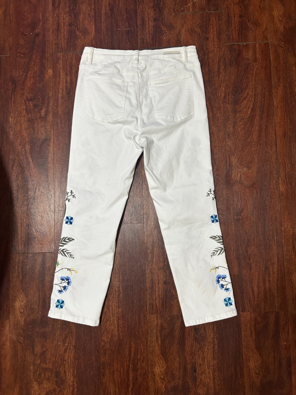 Soft Surroundings White Straight-Leg Jeans with Multicolor Floral Embroidery - Picture 6 of 8